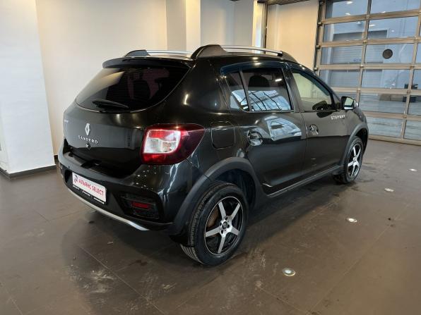 Renault Sandero II с пробегом 2016 года, цена 1 200 000 рублей, 80748 км, хэтчбек, Автокод Объявления