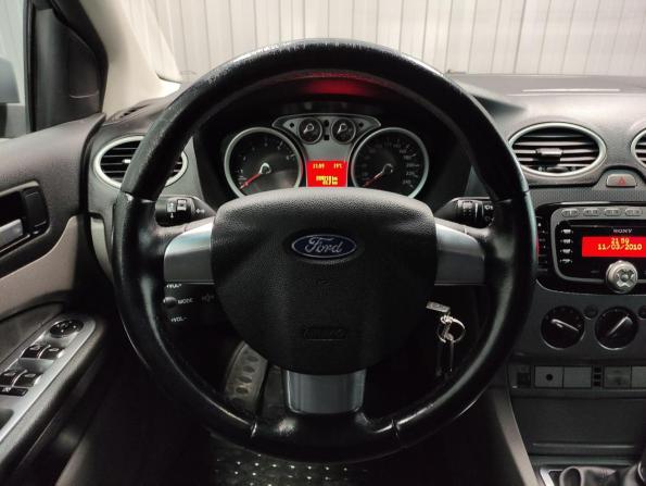 Ford Focus II Рестайлинг с пробегом 2010 года, цена 555 000 рублей, 209209 км, хэтчбек, Автокод Объявления