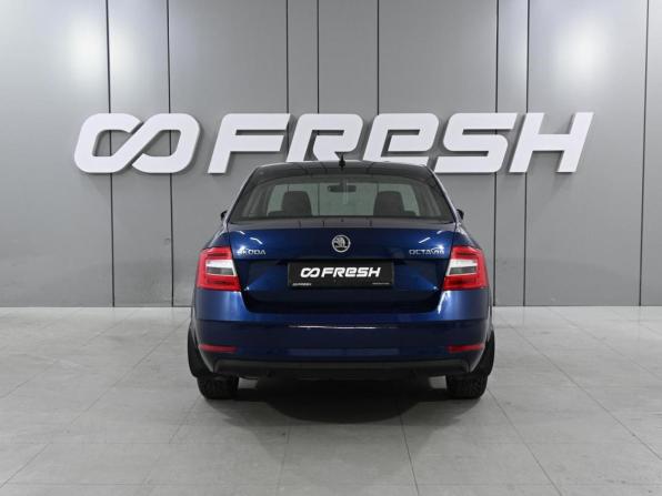 Skoda Octavia III (A7) Рестайлинг с пробегом 2017 года, цена 1 549 000 рублей, 211516 км, лифтбек, Автокод Объявления