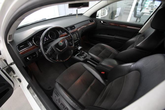 Skoda Superb II с пробегом 2012 года, цена 1 100 000 рублей, 225000 км, лифтбек, Автокод Объявления