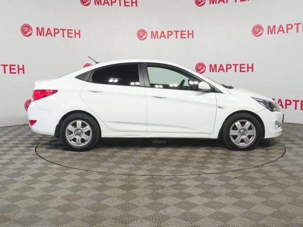 Hyundai Solaris I Рестайлинг с пробегом 2015 года, цена 750 000 рублей, 211922 км, седан, Автокод Объявления