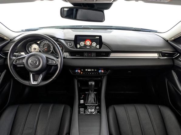 Mazda 6 III (GJ) Рестайлинг 2 с пробегом 2020 года, цена 2 355 000 рублей, 59370 км, седан, Автокод Объявления