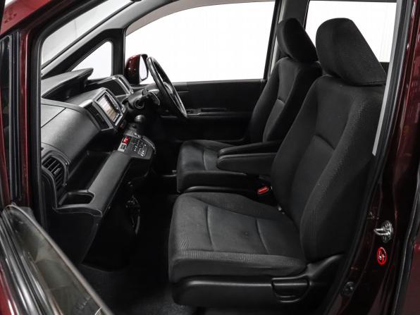Honda Stepwgn IV Рестайлинг с пробегом 2013 года, цена 1 619 000 рублей, 230875 км, минивэн, Автокод Объявления