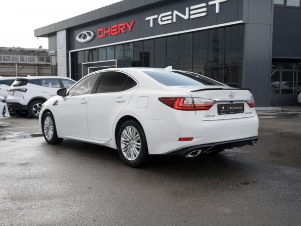 Lexus ES VI Рестайлинг с пробегом 2017 года, цена 2 245 000 рублей, 240763 км, седан, Автокод Объявления