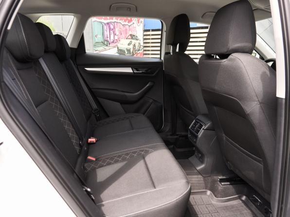 Skoda Karoq I с пробегом 2022 года, цена 2 648 000 рублей, 65542 км, внедорожник, Автокод Объявления