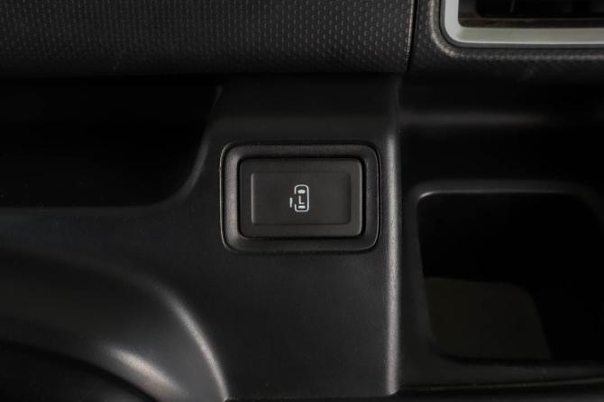 Suzuki Solio III с пробегом 2019 года, цена 999 000 рублей, 154000 км, микровэн, Автокод Объявления