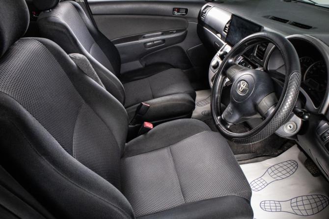 Toyota Wish I Рестайлинг с пробегом 2008 года, цена 899 000 рублей, 501000 км, компактвэн, Автокод Объявления