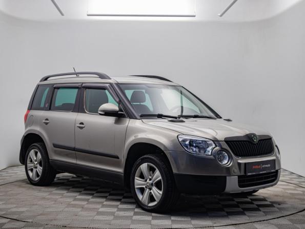 Skoda Yeti I с пробегом 2012 года, цена 720 000 рублей, 235846 км, внедорожник, Автокод Объявления