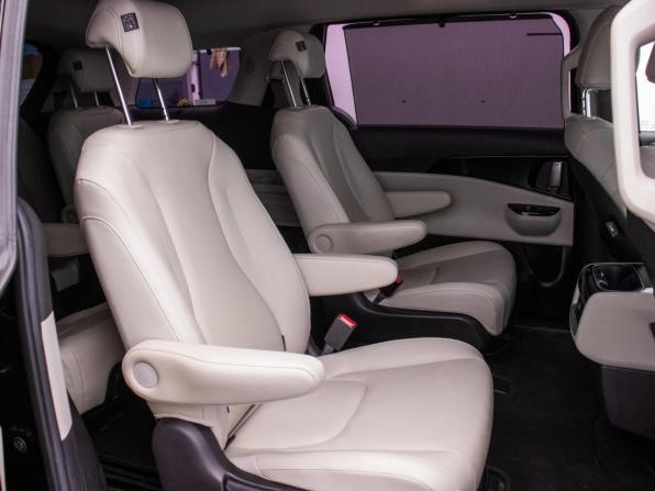 Kia Carnival IV с пробегом 2020 года, цена 3 577 365 рублей, 149599 км, минивэн, Автокод Объявления