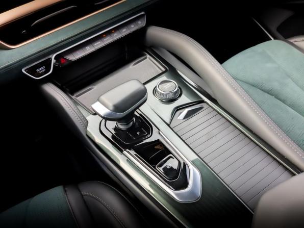 Geely Xingyue L I с пробегом 2023 года, цена 2 885 000 рублей, 47768 км, внедорожник, Автокод Объявления