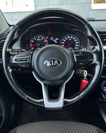Kia Rio IV с пробегом 2018 года, цена 1 630 000 рублей, 62650 км, хэтчбек, Автокод Объявления