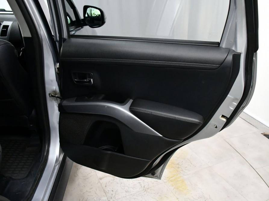 Mitsubishi Outlander II Рестайлинг Новосибирск  - изображение 22