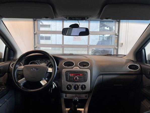 Ford Focus II Рестайлинг с пробегом 2011 года, цена 570 000 рублей, 199071 км, седан, Автокод Объявления