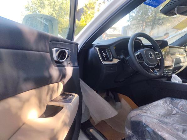 Новый Volvo XC60 II Рестайлинг 2 2026 года, цена 6 350 000 рублей, внедорожник, Автокод Объявления