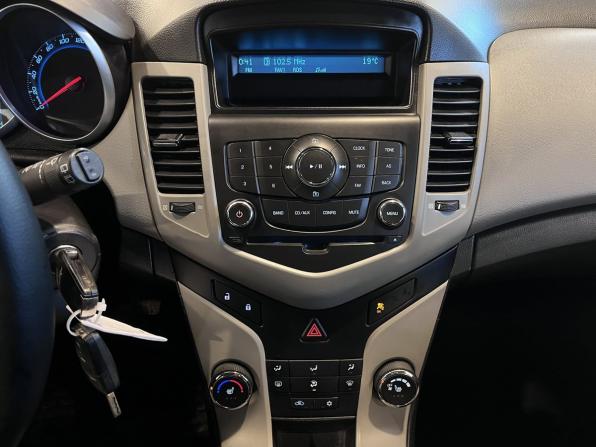 Chevrolet Cruze I с пробегом 2012 года, цена 626 000 рублей, 240840 км, хэтчбек, Автокод Объявления