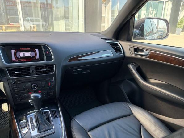 Audi Q5 I (8R) с пробегом 2010 года, цена 1 110 000 рублей, 236242 км, внедорожник, Автокод Объявления