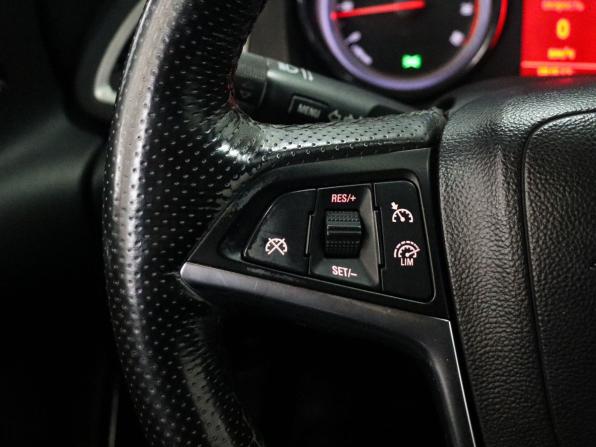 Opel Astra J Рестайлинг с пробегом 2012 года, цена 649 000 рублей, 191512 км, хэтчбек, Автокод Объявления