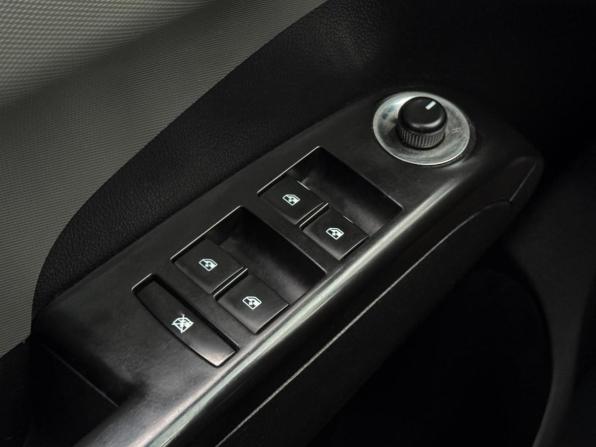 Chevrolet Aveo II с пробегом 2012 года, цена 599 000 рублей, 192745 км, седан, Автокод Объявления