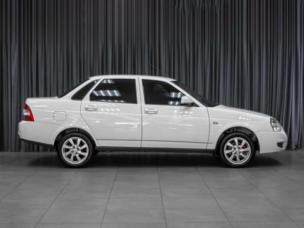 Lada (ВАЗ) Priora I Рестайлинг с пробегом 2017 года, цена 619 000 рублей, 208175 км, седан, Автокод Объявления