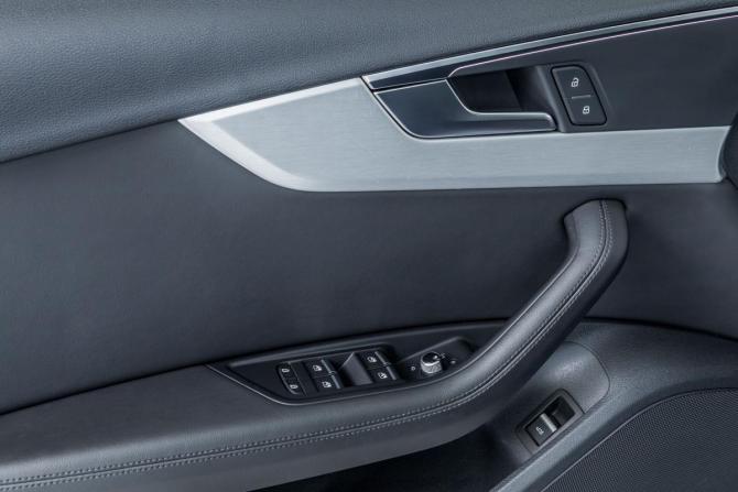 Audi A4 V (B9) Рестайлинг с пробегом 2020 года, цена 3 628 753 рубля, 85000 км, седан, Автокод Объявления