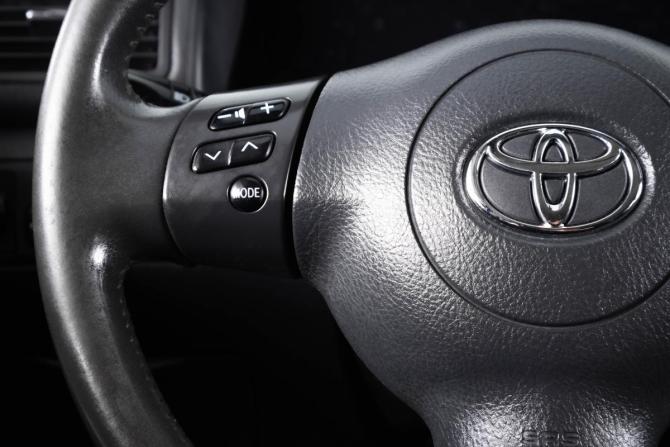 Toyota Corolla IX (E120 E130) Рестайлинг с пробегом 2005 года, цена 499 000 рублей, 250000 км, седан, Автокод Объявления