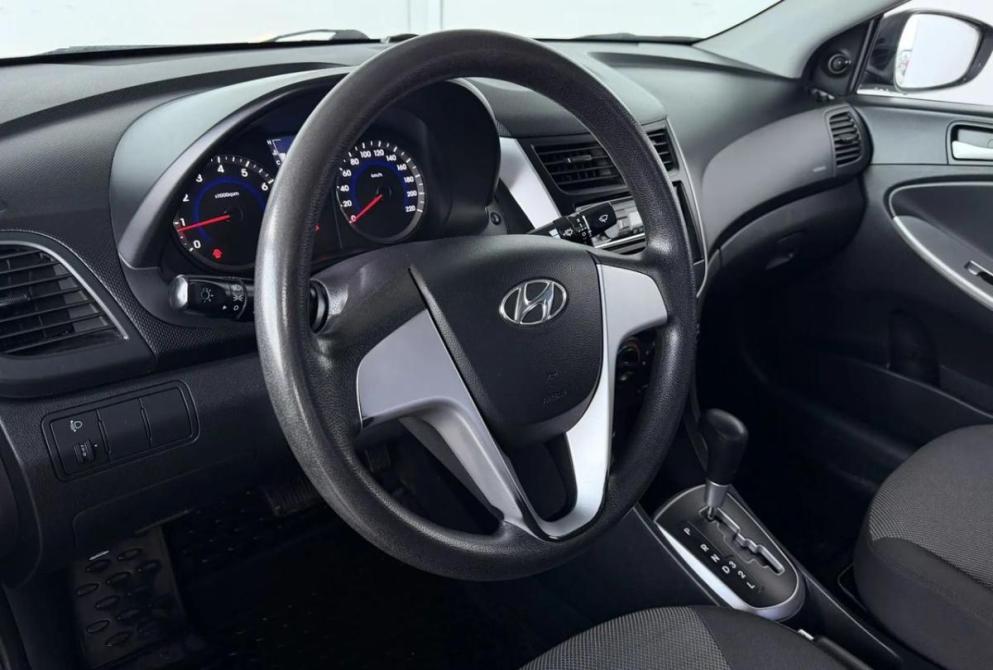 Hyundai Solaris I Киров  - изображение 18