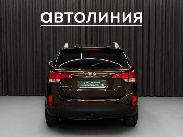 Kia Sorento II Рестайлинг с пробегом 2015 года, цена 1 700 000 рублей, 191005 км, внедорожник, Автокод Объявления