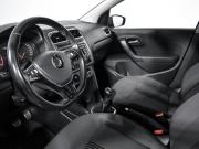 Volkswagen Polo V Рестайлинг Санкт-Петербург  - изображение 28