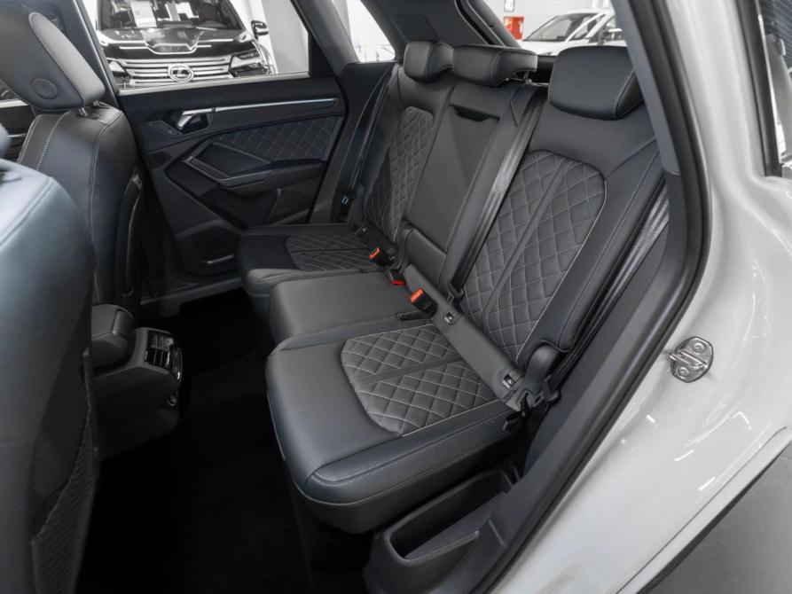 Audi Q3 II (F3) Москва  - изображение 13