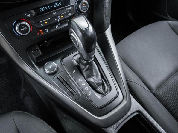 Ford Focus III Рестайлинг с пробегом 2018 года, цена 1 470 000 рублей, 171604 км, седан, Автокод Объявления