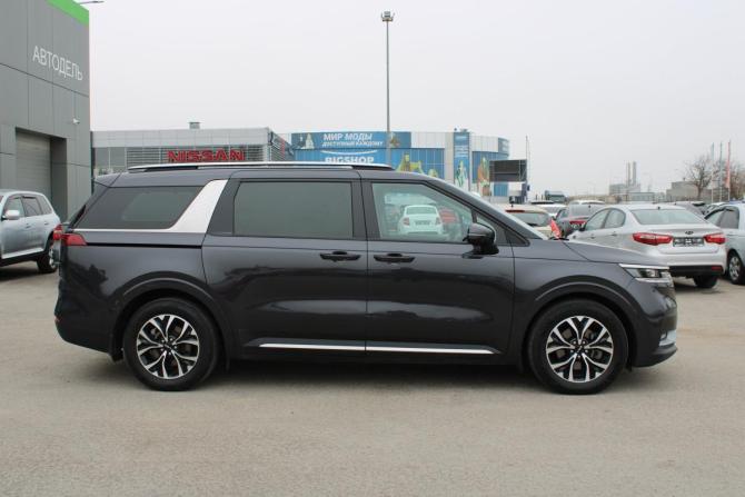 Kia Carnival IV Рестайлинг с пробегом 2023 года, цена 4 529 000 рублей, 46702 км, минивэн, Автокод Объявления