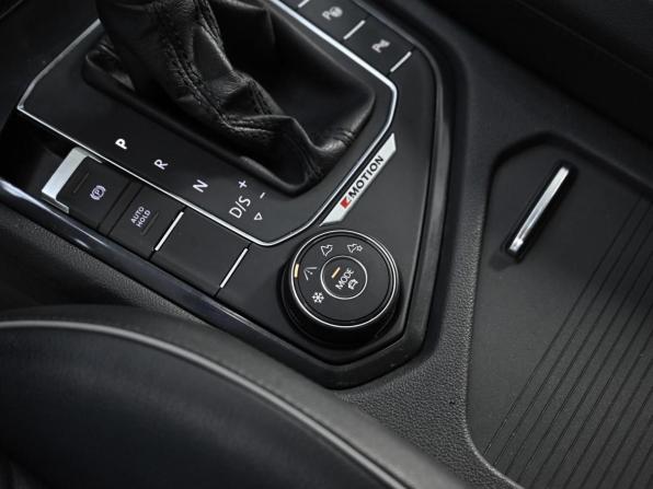 Volkswagen Tiguan II с пробегом 2019 года, цена 2 649 000 рублей, 72000 км, внедорожник, Автокод Объявления