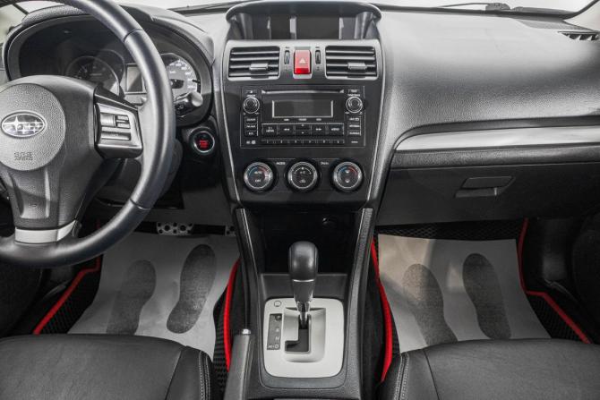 Subaru XV I с пробегом 2012 года, цена 1 399 000 рублей, 215000 км, внедорожник, Автокод Объявления