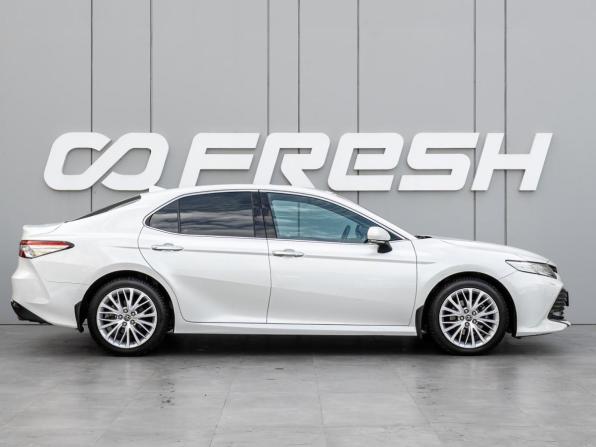 Toyota Camry VIII (XV70) с пробегом 2019 года, цена 3 040 000 рублей, 88355 км, седан, Автокод Объявления