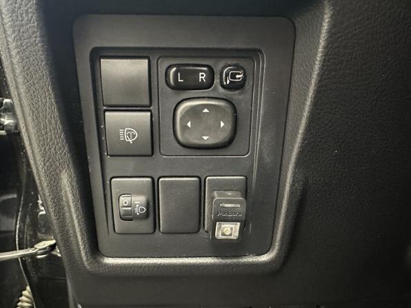 Toyota Land Cruiser Prado 150 Series Рестайлинг 2 с пробегом 2019 года, цена 5 490 000 рублей, 69733 км, внедорожник, Автокод Объявления