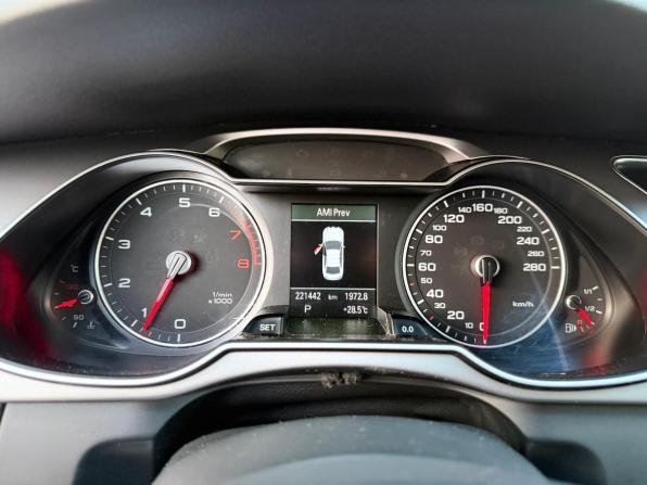 Audi A4 IV (B8) Рестайлинг с пробегом 2013 года, цена 1 195 000 рублей, 221441 км, седан, Автокод Объявления