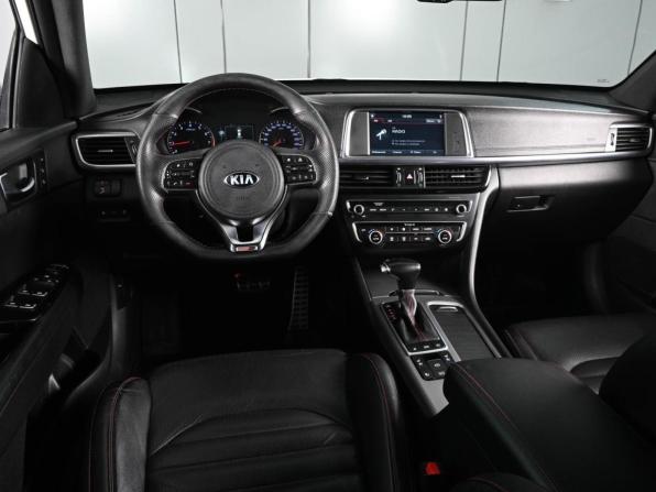 Kia Optima IV с пробегом 2017 года, цена 1 899 000 рублей, 185282 км, седан, Автокод Объявления