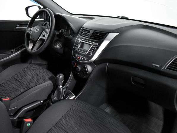 Hyundai Solaris I Рестайлинг с пробегом 2014 года, цена 575 000 рублей, 241176 км, седан, Автокод Объявления