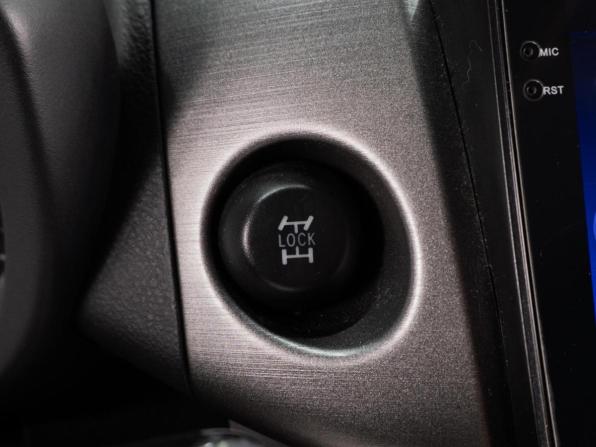 Toyota RAV4 III (XA30) Рестайлинг с пробегом 2010 года, цена 1 229 000 рублей, 249214 км, внедорожник, Автокод Объявления
