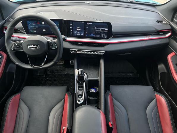 Geely Coolray I Рестайлинг с пробегом 2023 года, цена 1 890 000 рублей, 21265 км, внедорожник, Автокод Объявления