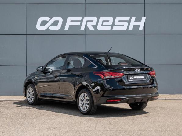 Hyundai Solaris II Рестайлинг с пробегом 2021 года, цена 1 610 000 рублей, 75796 км, седан, Автокод Объявления