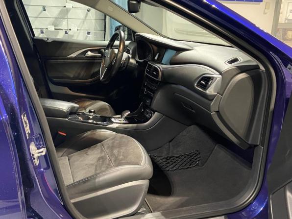 Infiniti Q30 с пробегом 2017 года, цена 2 580 000 рублей, 46964 км, хэтчбек, Автокод Объявления
