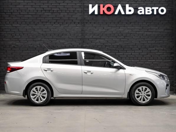 Kia Rio IV с пробегом 2018 года, цена 1 300 000 рублей, 124270 км, седан, Автокод Объявления