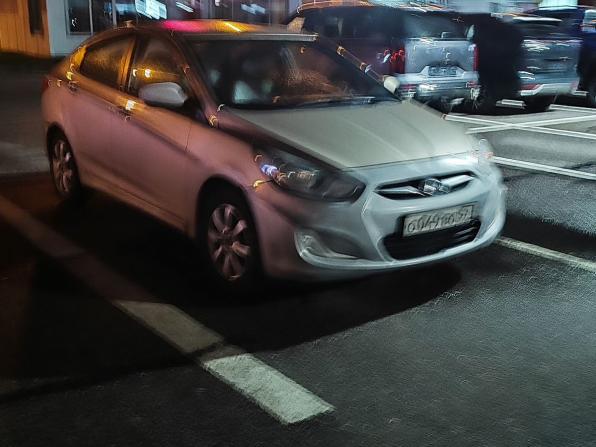 Hyundai Solaris I с пробегом 2011 года, цена 450 000 рублей, 323000 км, седан, Автокод Объявления