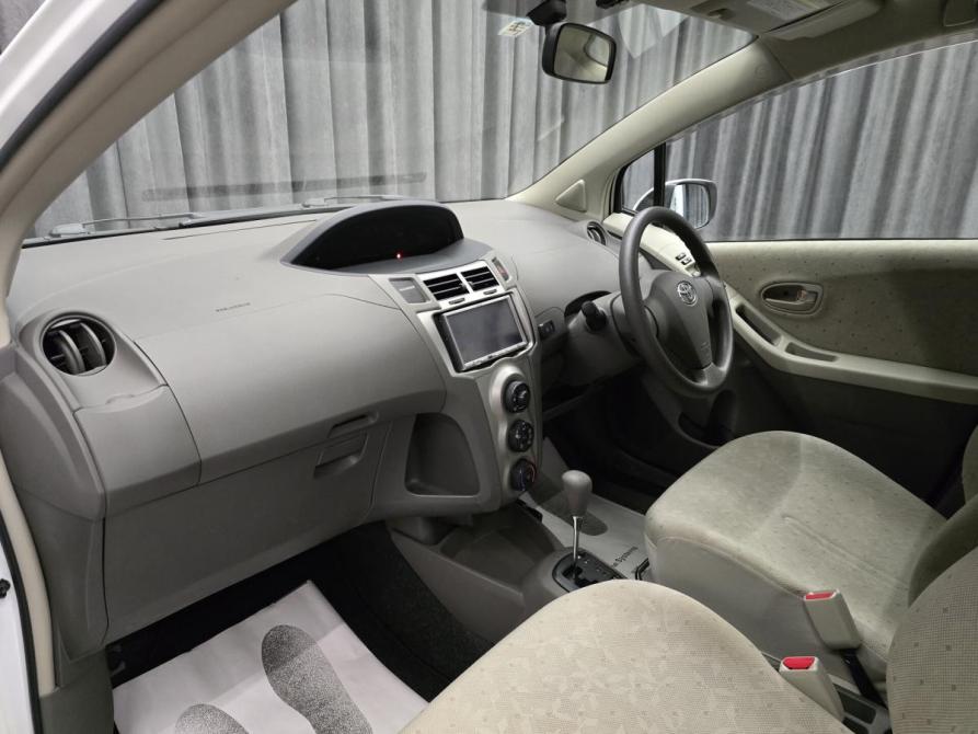 Toyota Vitz II (XP90) Красноярск  - изображение 14