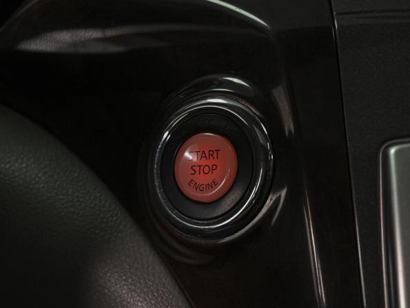 Nissan Quest IV с пробегом 2013 года, цена 1 448 000 рублей, 183036 км, минивэн, Автокод Объявления