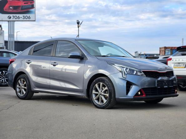 Kia Rio IV Рестайлинг с пробегом 2020 года, цена 1 790 000 рублей, 71000 км, седан, Автокод Объявления