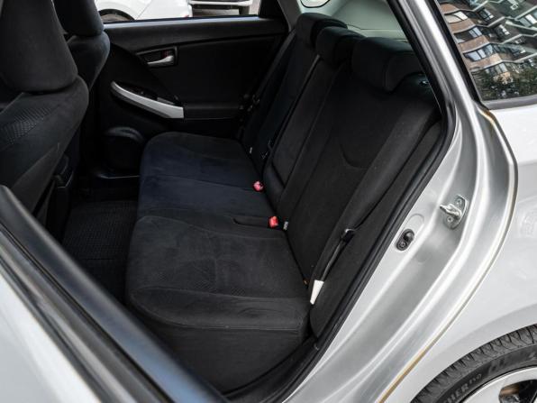 Toyota Prius III Рестайлинг (XW30) с пробегом 2012 года, цена 1 270 000 рублей, 90186 км, лифтбек, Автокод Объявления