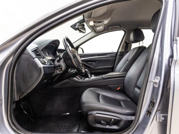BMW 5 серии VI (F10/F11/F07) Рестайлинг с пробегом 2013 года, цена 1 698 000 рублей, 221165 км, седан, Автокод Объявления