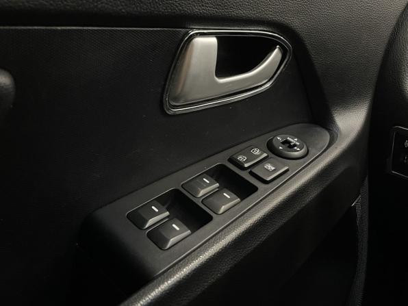 Kia Sportage III с пробегом 2011 года, цена 999 000 рублей, 187036 км, внедорожник, Автокод Объявления